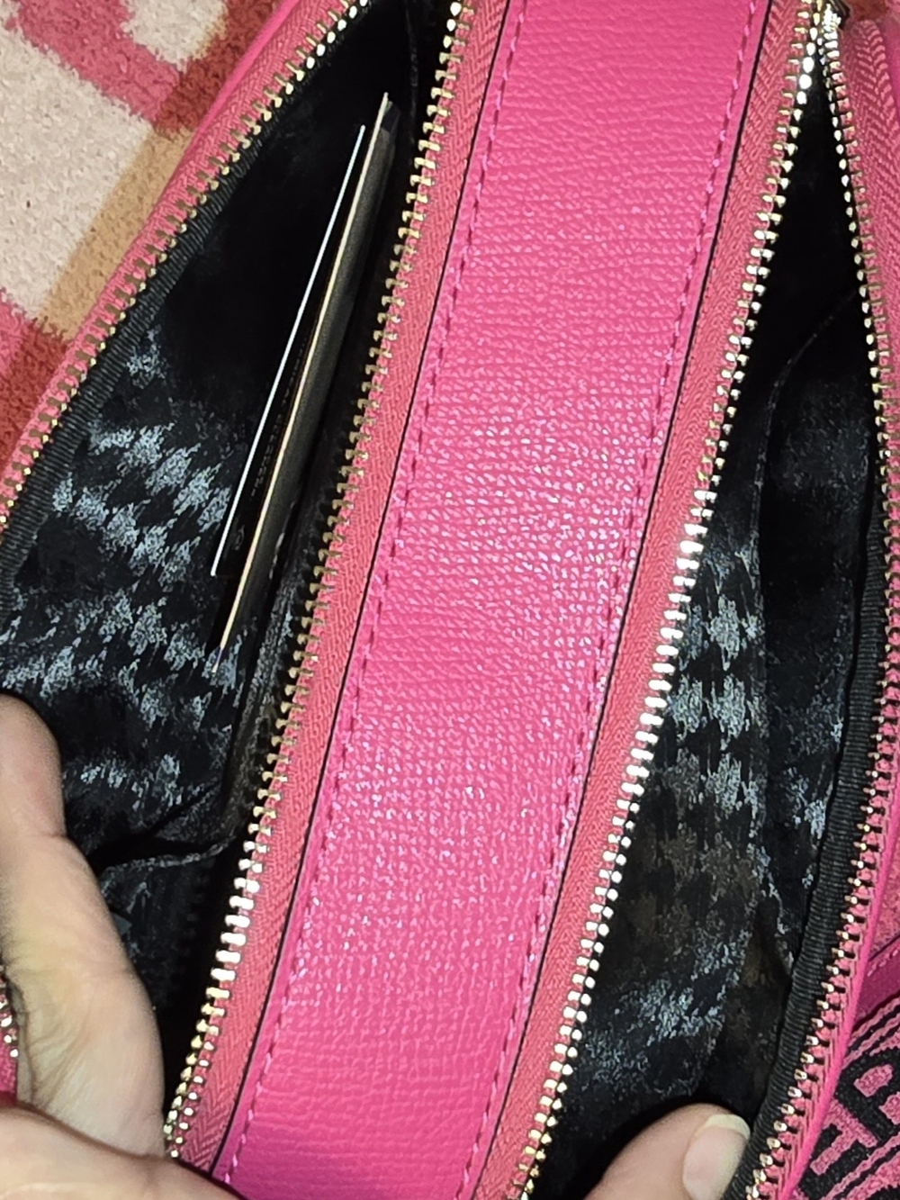 Karl Lagerfeld Pink Camera Crossbody Bag with Strap - Picture 4 of 5